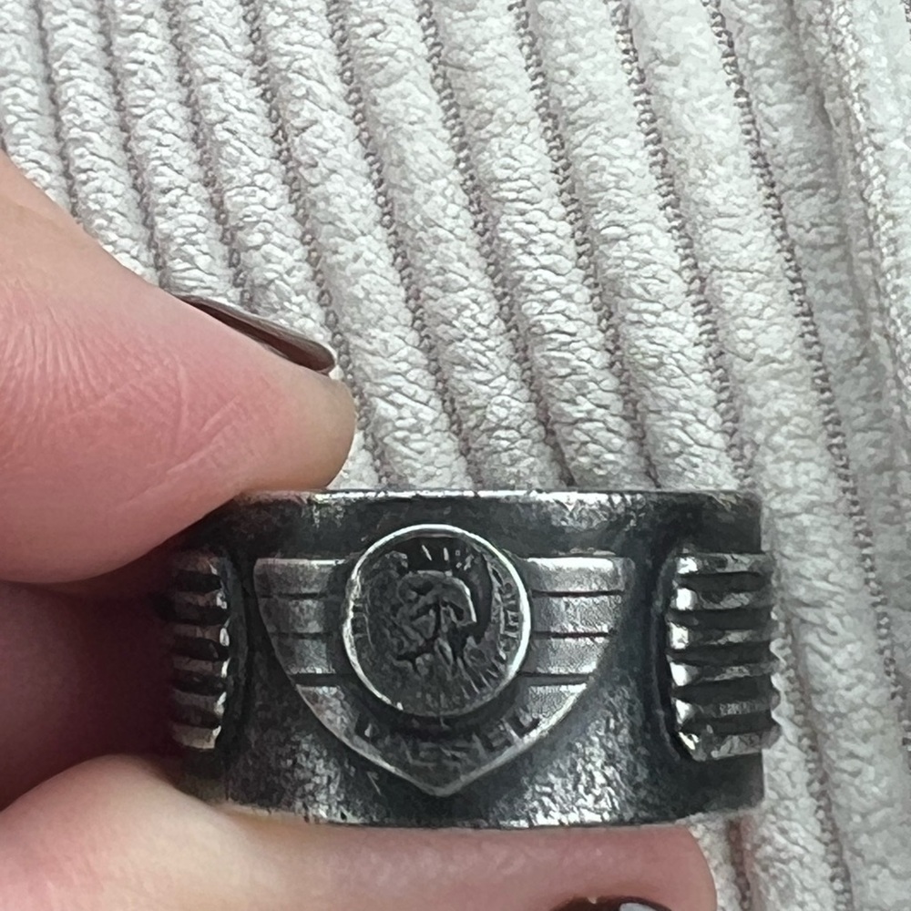 Diesel rare vintage men’s ring. 9
Only the Brave style.